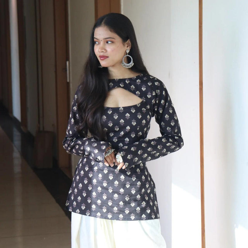 Black & Gold Floral Printed Keyhole Neck Cotton Short Kurti / Tunic
