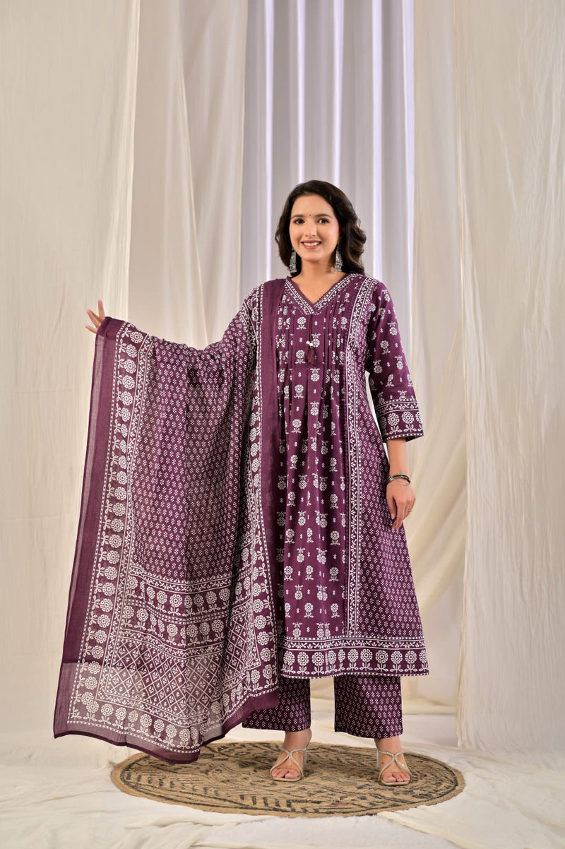 Women's Deep Purple & White Ethnic Printed Pleated Anarkali Kurta Set with Trousers & Dupatta